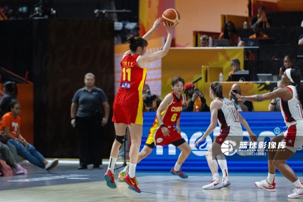 配资交易网 33分分差！中国女篮近10年国际大赛与美国交手5次 本场分差第二大